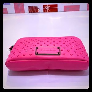 GentlyUsed Victoria Secret pink cosmetic pouch